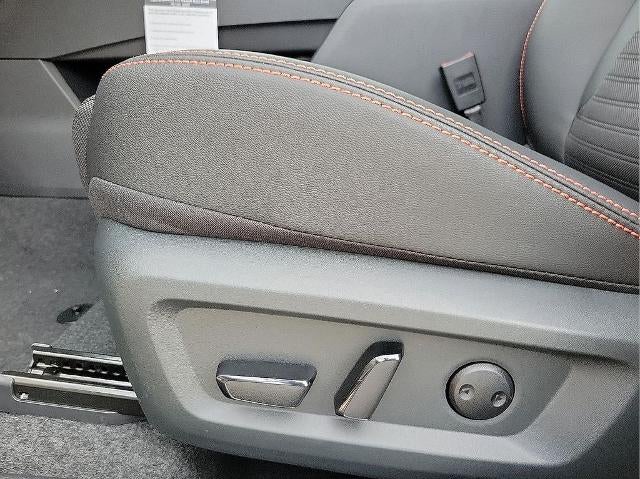 2026 Nissan Rogue 2026.5 AWD Rock Creek