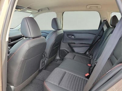 2026 Nissan Rogue 2026.5 AWD Rock Creek