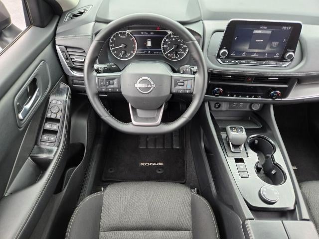 2025 Nissan Rogue AWD SV