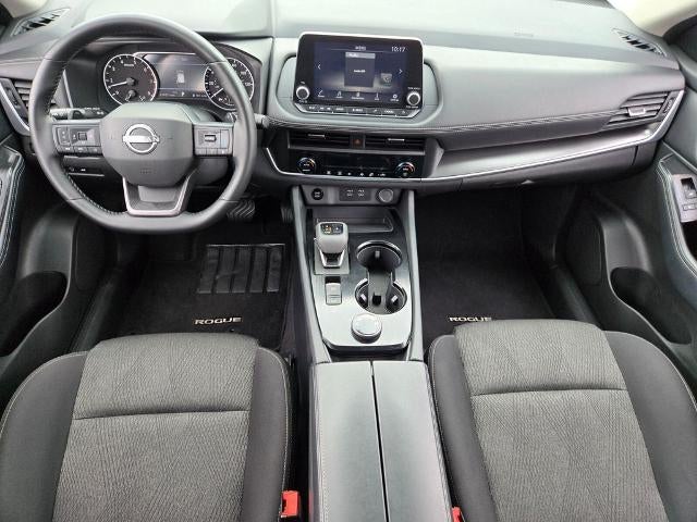 2025 Nissan Rogue AWD SV