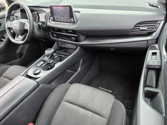 2025 Nissan Rogue AWD SV