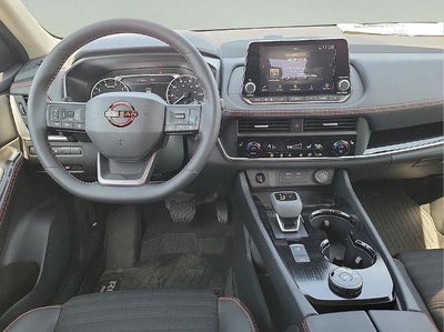 2026 Nissan Rogue AWD Rock Creek *Ltd Avail*