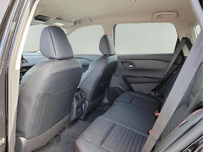 2026 Nissan Rogue AWD Rock Creek *Ltd Avail*