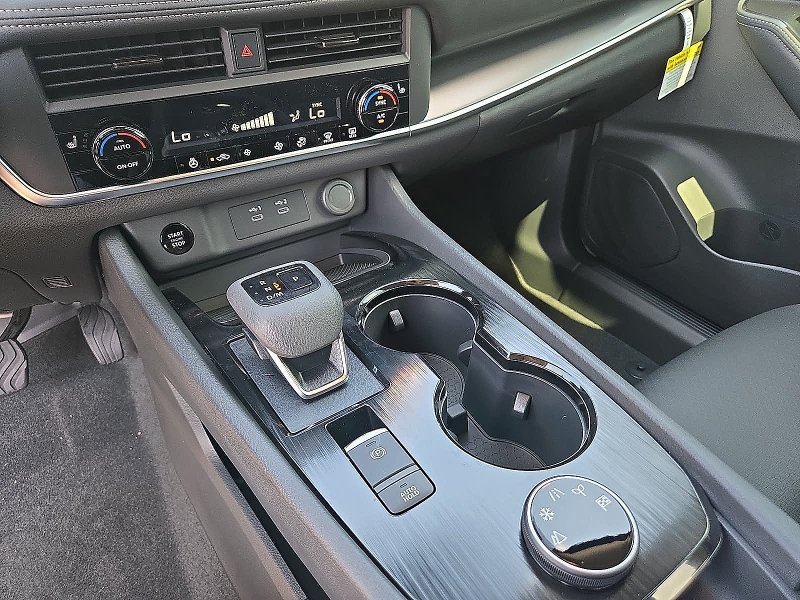 2026 Nissan Rogue 2026.5 AWD Dark Armor