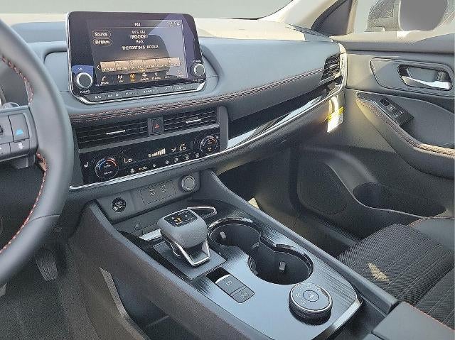 2026 Nissan Rogue AWD Rock Creek *Ltd Avail*