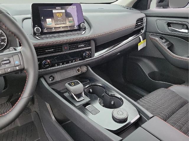 2026 Nissan Rogue AWD Rock Creek *Ltd Avail*