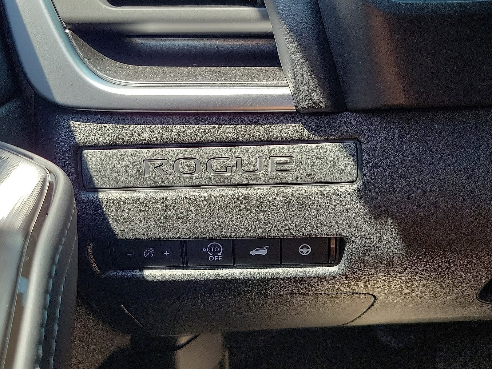 2026 Nissan Rogue 2026.5 AWD Dark Armor