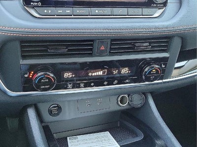 2026 Nissan Rogue 2026.5 AWD Rock Creek