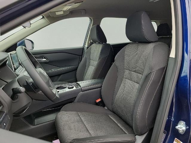 2025 Nissan Rogue AWD SV