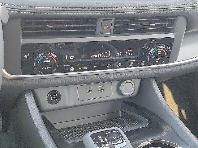 2026 Nissan Rogue 2026.5 AWD Dark Armor