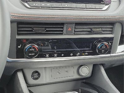 2026 Nissan Rogue 2026.5 AWD Rock Creek