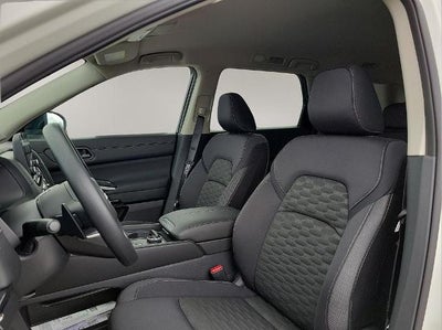 2025 Nissan Pathfinder S 4WD