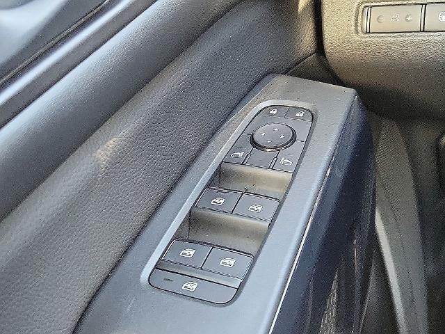 2024 Nissan Pathfinder SV 2WD