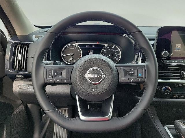 2025 Nissan Pathfinder SV 2WD