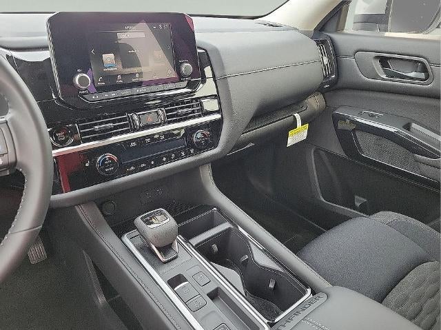 2025 Nissan Pathfinder SV 2WD