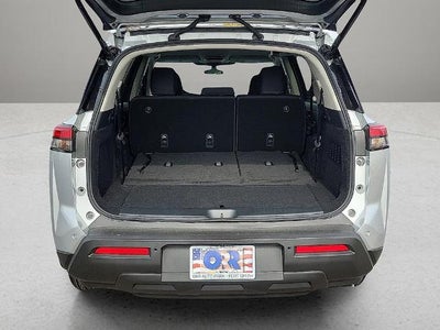 2025 Nissan Pathfinder SV 2WD