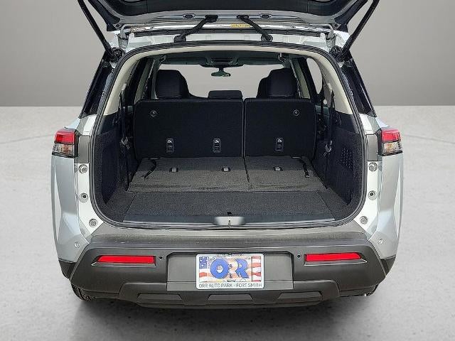 2025 Nissan Pathfinder SV 2WD