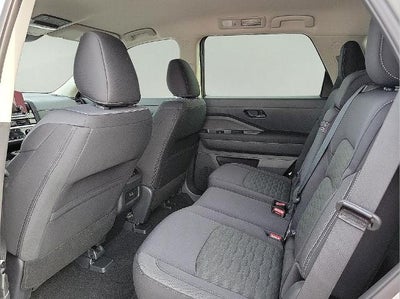 2025 Nissan Pathfinder SV 2WD