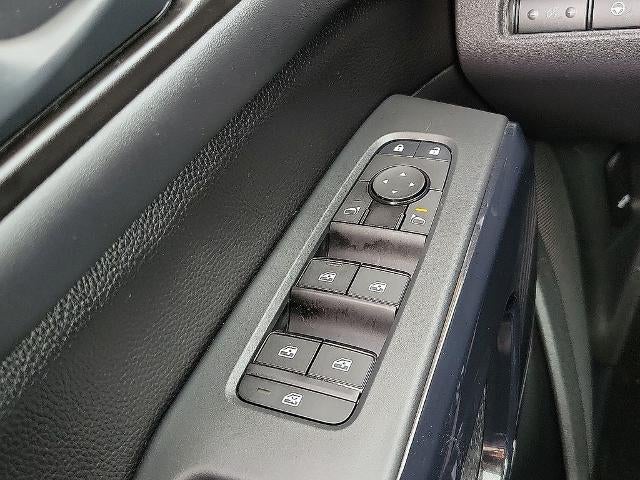 2025 Nissan Pathfinder SV 2WD