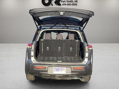 2025 Nissan Pathfinder SV 2WD