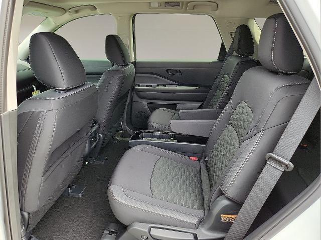 2024 Nissan Pathfinder SV 2WD