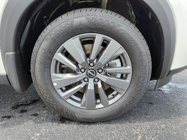 2024 Nissan Pathfinder SV 2WD