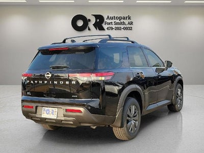 2025 Nissan Pathfinder SV 4WD