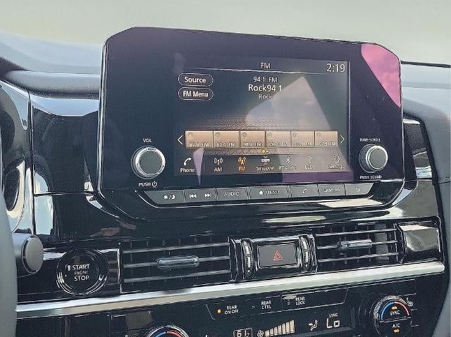 2025 Nissan Pathfinder SV 4WD