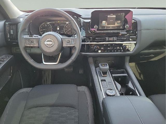 2025 Nissan Pathfinder SV 4WD