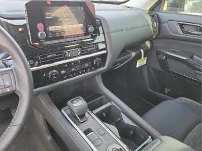 2025 Nissan Pathfinder SV 4WD