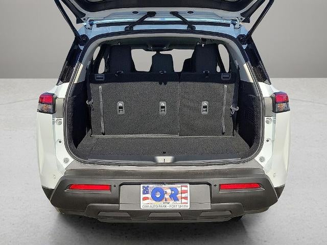 2025 Nissan Pathfinder SV 4WD