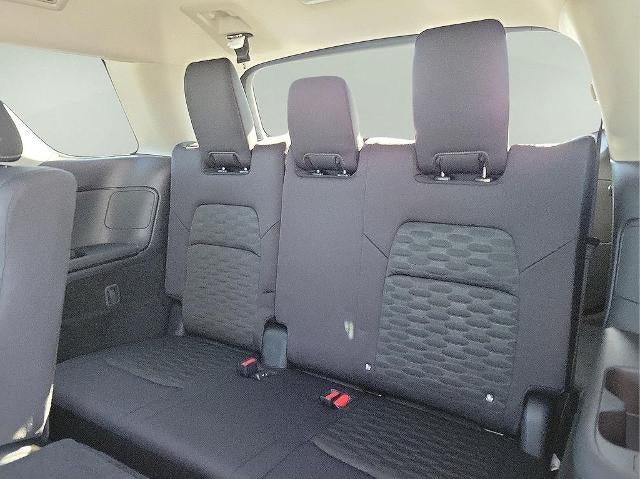 2025 Nissan Pathfinder SV 4WD