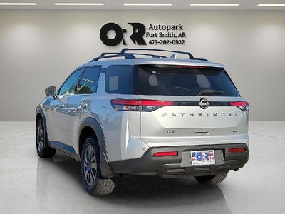 2025 Nissan Pathfinder SV 4WD