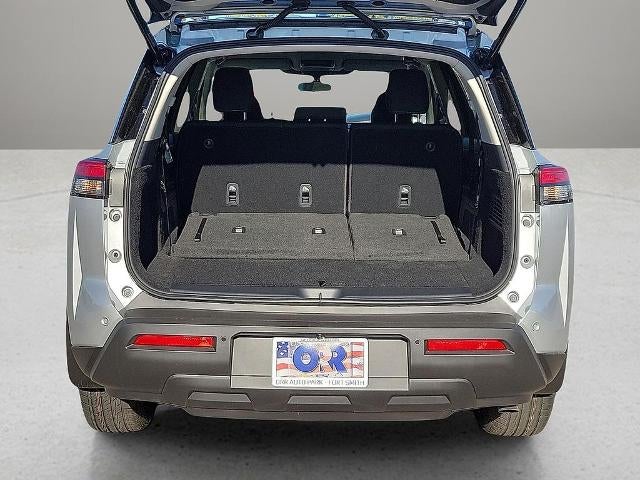 2025 Nissan Pathfinder SV 4WD