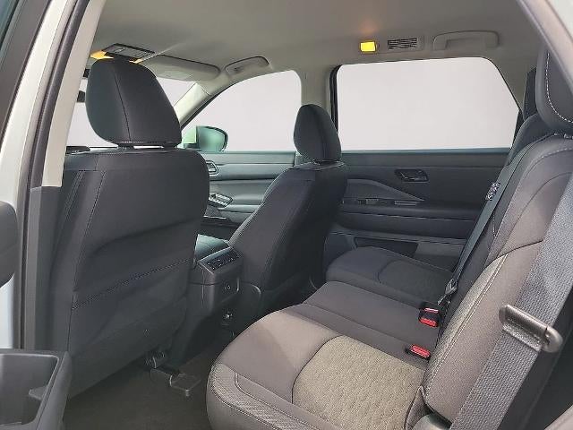 2024 Nissan Pathfinder SV 4WD