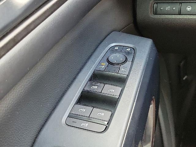 2024 Nissan Pathfinder SV 4WD
