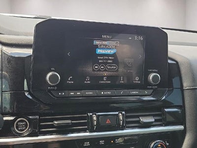2024 Nissan Pathfinder SV 4WD