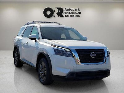 2025 Nissan Pathfinder SV 4WD