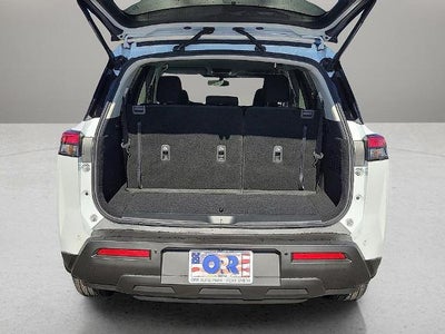 2025 Nissan Pathfinder SV 4WD