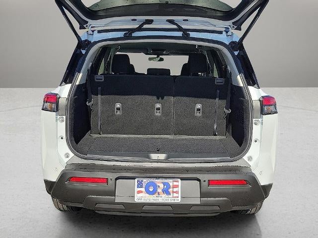 2025 Nissan Pathfinder SV 4WD