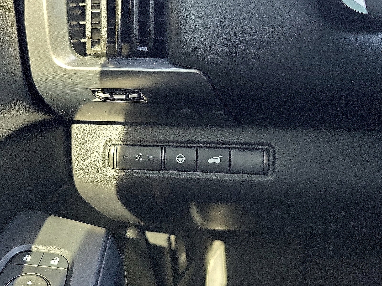 2025 Nissan Pathfinder Rock Creek 4WD