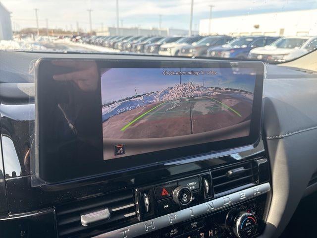 2026 Nissan Pathfinder SV 4WD