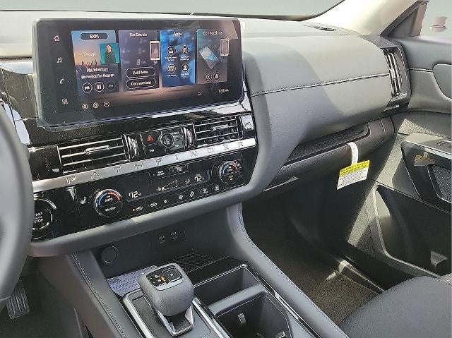 2026 Nissan Pathfinder SV 4WD