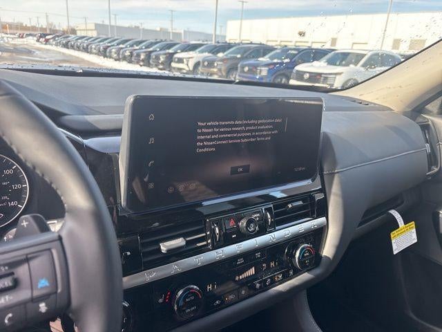 2026 Nissan Pathfinder SV 4WD