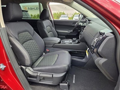 2026 Nissan Pathfinder SV 4WD