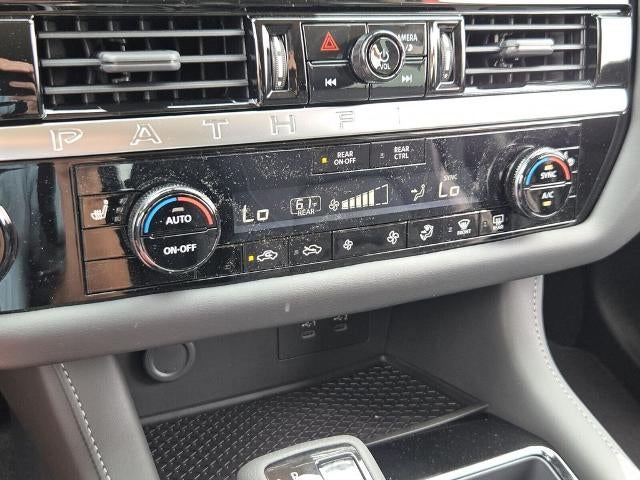 2026 Nissan Pathfinder SV 4WD