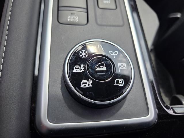 2026 Nissan Pathfinder SV 4WD