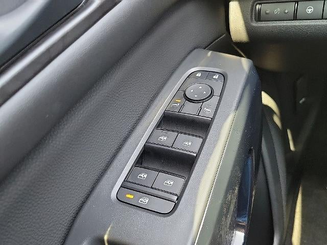 2026 Nissan Pathfinder SV 4WD