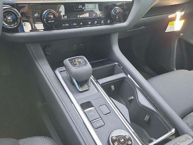 2026 Nissan Pathfinder SV 4WD