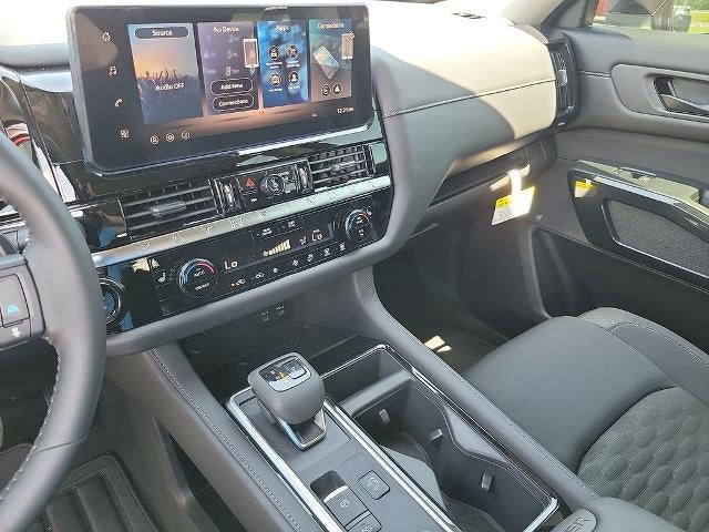 2026 Nissan Pathfinder SV 4WD